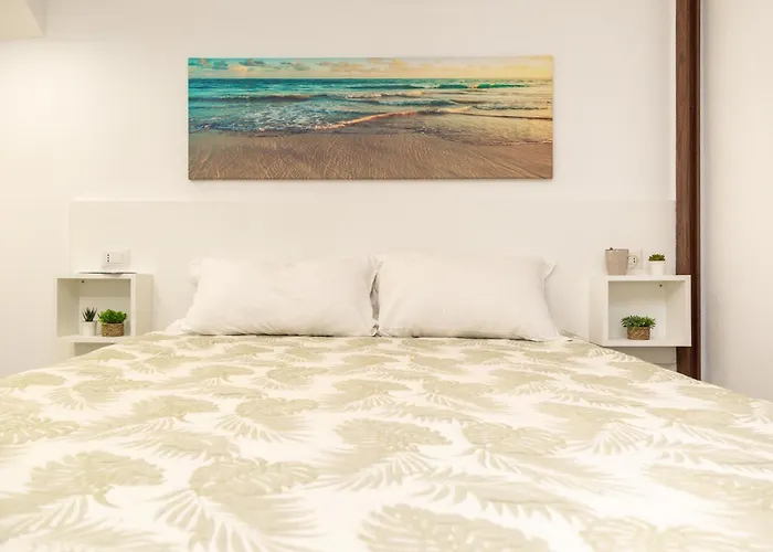 Casa Ale In Centro 산타마리아나바레제